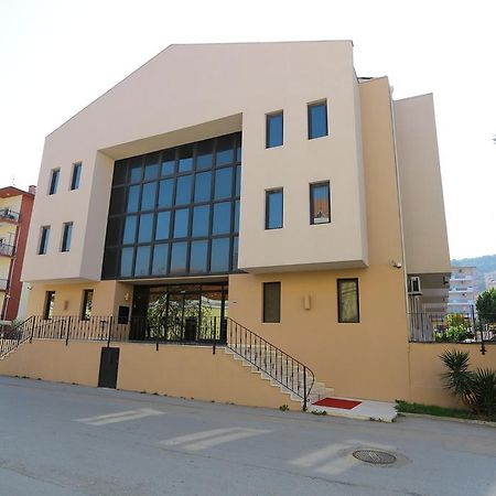 Montania Town Hotel Mudanya 伯萨 外观 照片