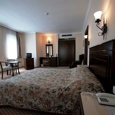 Montania Town Hotel Mudanya 伯萨 外观 照片