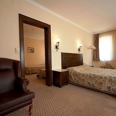 Montania Town Hotel Mudanya 伯萨 外观 照片