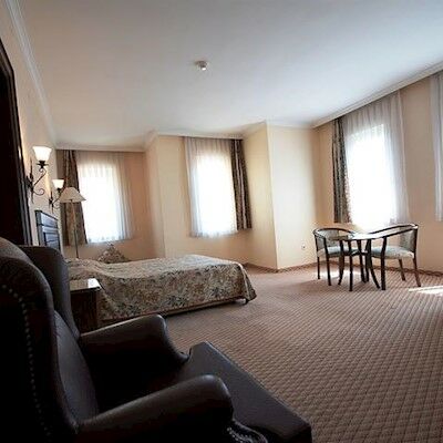 Montania Town Hotel Mudanya 伯萨 外观 照片